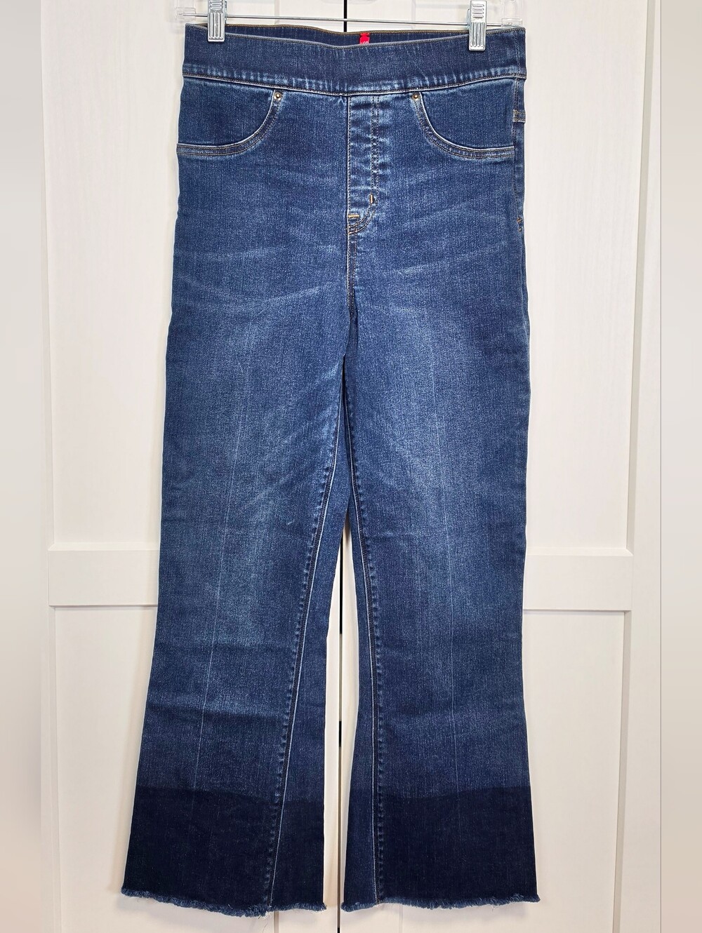 Spanx Gut Check Cropped Flare Jeans Small Medium Wash Pull On Raw Hem